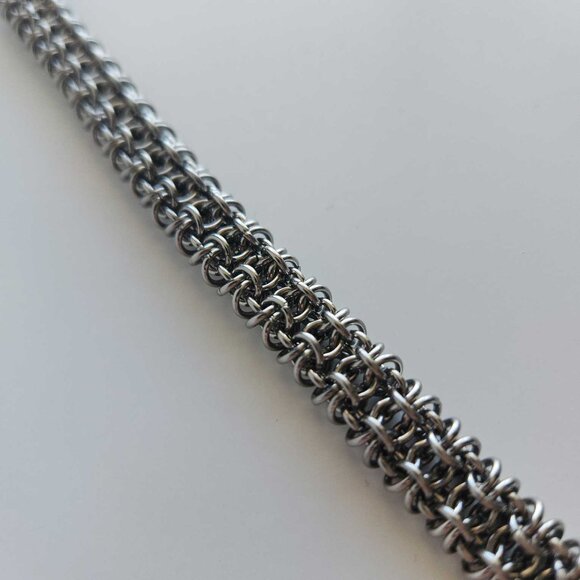 Silver gridlock byzantine medium chainmail bracelet - Picture 5 of 8
